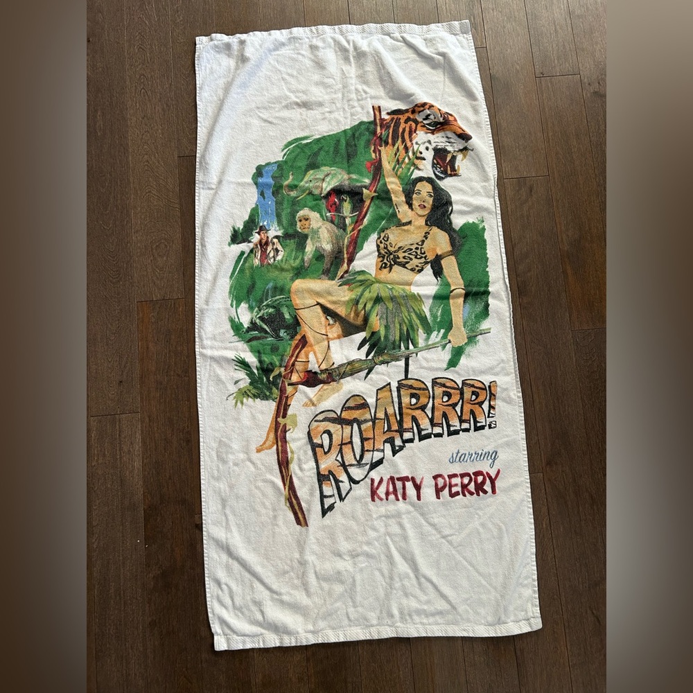 Katy Perry Roar‎ beach towel